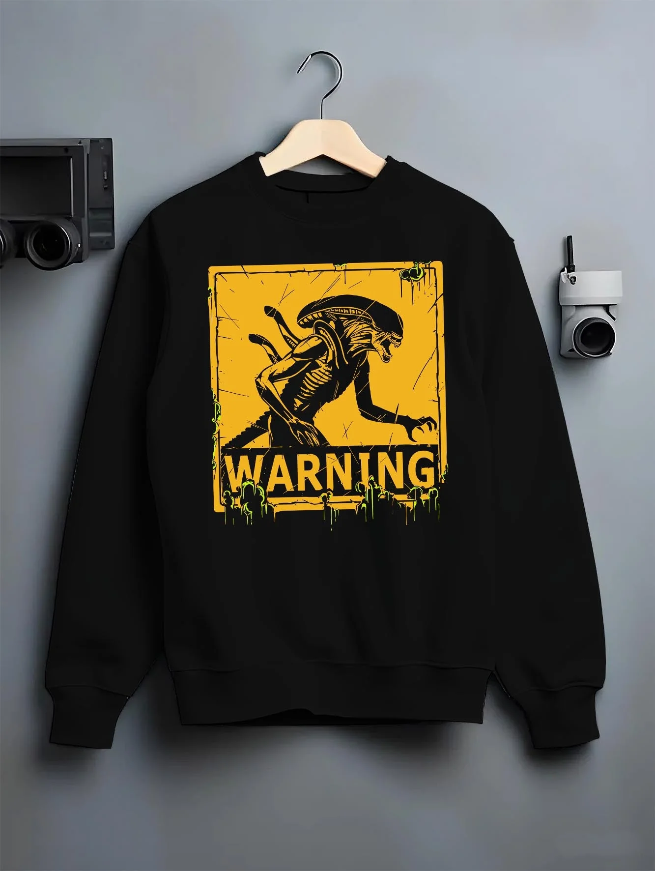 Xenomorph Warning Sign Alien Classic Horror Hoodie - Image 6